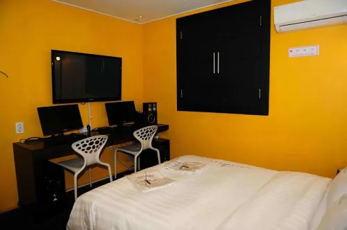 Guri Lexy Hotel Photos