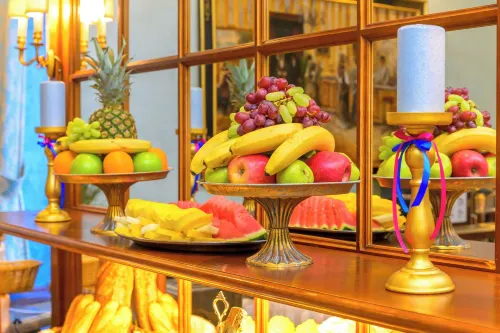 Hotel Kinsky Fountain Dining Photos