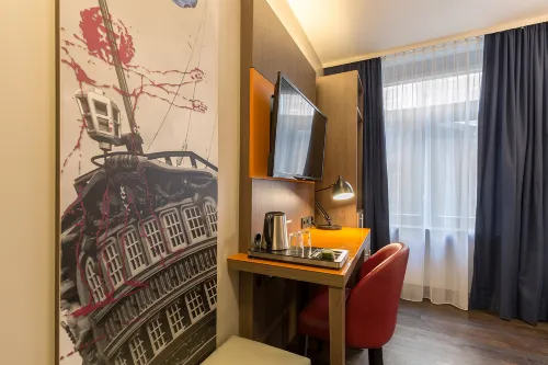 Leonardo Hotel Amsterdam City Center Zimmer Photos