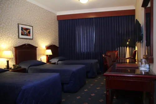 Mount Royal Hotel Rooms Photos