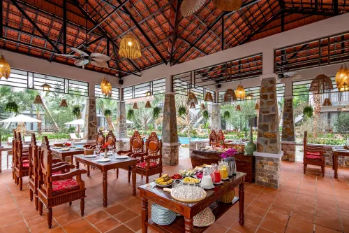 Bai Dinh Garden Resort & Spa Restauration Photos