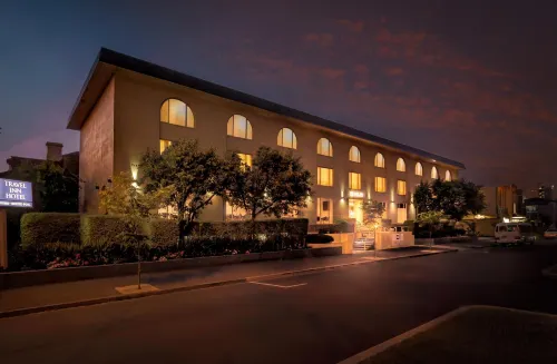 Best Western Plus Travel Inn Hotel Extérieur Photos