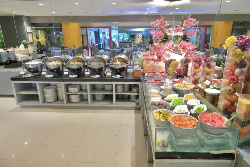 Hotel @HOM Semarang by Horison Makanan Photos