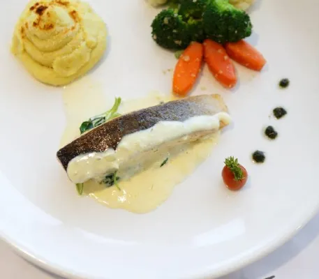Hotel Santika Kelapa Gading Makanan Photos
