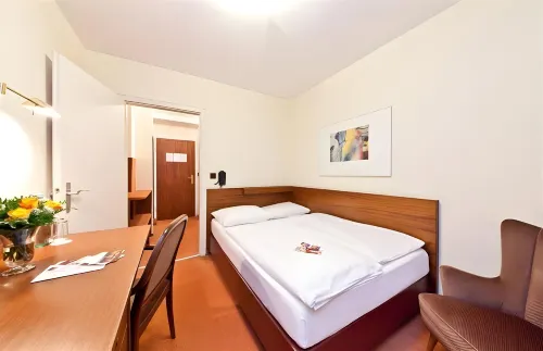 PLAZA INN Rieker Stuttgart Hauptbahnhof Photos