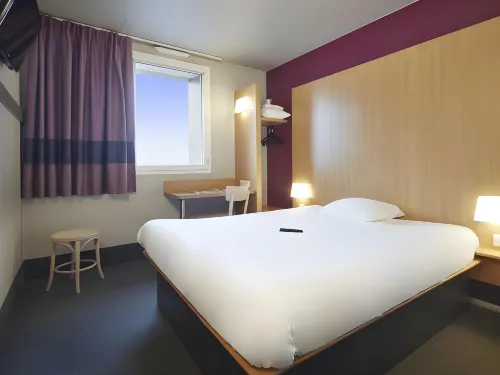 B&B HOTEL Paris Porte de la Villette À ne pas manquer Photos