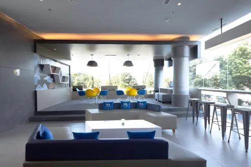 MD7 Hotel Cirebon Area Publik Photos