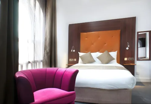 Trivelles Rochester Rooms Photos