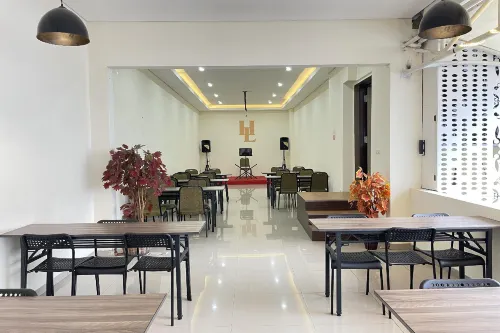 HOTEL LENGKONG 2 Makanan Photos