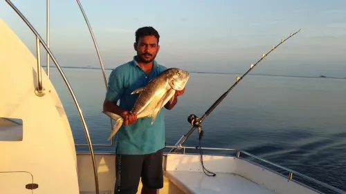 Holiday Inn Resort Kandooma Maldives - Kids Stay and Eat Free Dekat Hotel Photos