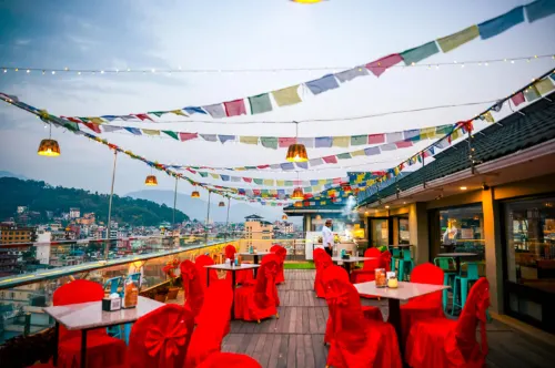 Hotel Sarowar Dining Photos
