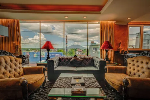 Fields Plaza Hotel by ABC Photos