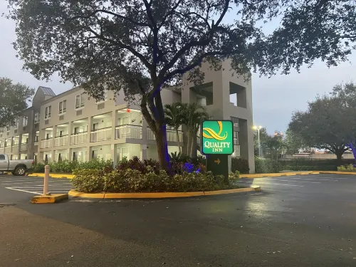 Quality Inn Miami Airport - Doral Exterior Photos