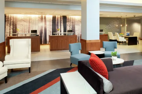 DoubleTree by Hilton Chicago - North Shore Conference Center فنادق مميّزة Photos