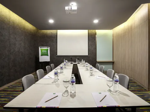 Ibis Styles Jakarta Sunter Fasilitas Bisnis Photos