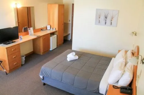 St Georges Motor Inn Rooms Photos