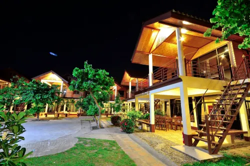 Avila Resort Pattaya Экстерьер Photos