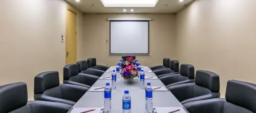 The Bauhinia Hotel Shenzhen (Luohu Port Grand Theatre Metro Station) Espaces Affaires Photos