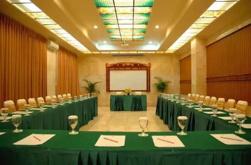 Hotel Indah Palace Solo Fasilitas Bisnis Photos