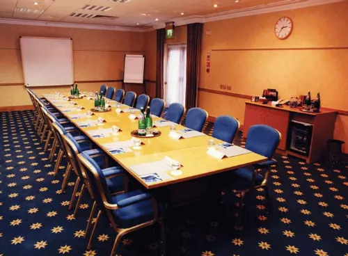 Hilton East Midlands Airport Business Facilities Photos