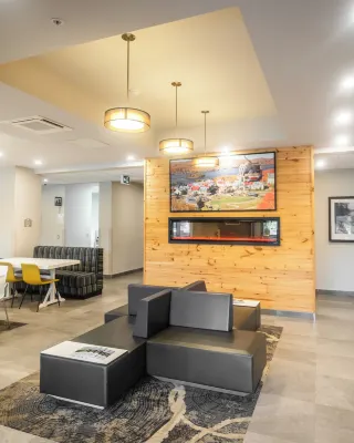 Microtel Inn & Suites by Wyndham Mont Tremblant Public Areas Photos