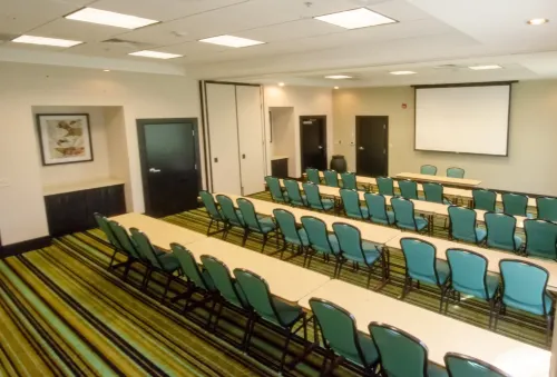 Hampton Inn Hickory Business Facilities Photos
