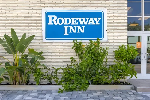 Rodeway Inn Near Hollywood Beach Extérieur Photos