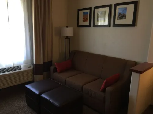 Comfort Suites Near Six Flags Magic Mountain Rooms Photos