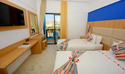 Oasis Hotel & Spa Rooms Photos