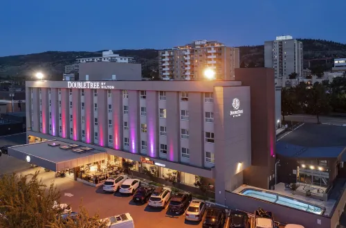 DoubleTree by Hilton Kamloops Udvendigt Photos