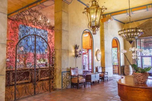 Hotel Figueroa, Unbound Collection by Hyatt Spisning Photos