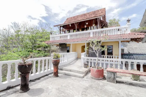 Adinda Beach Hotel and Villa Exterior Photos