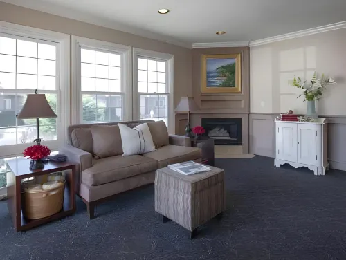 Sand Pebbles Inn Photos