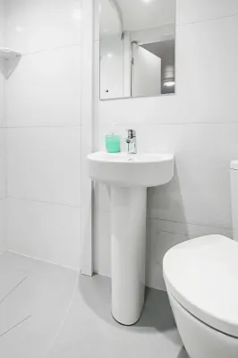Astor Kensington Hostel Kamar Photos