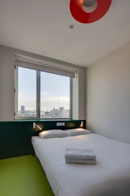 Clink I Lár Zimmer Photos