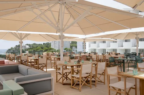 Innside by Meliá Calviá Beach Makanan Photos