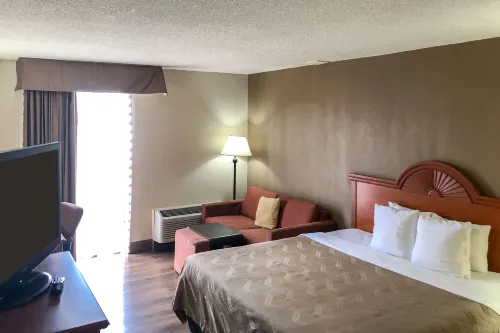 Quality Inn Near Joint Base Andrews-Washington Area Kamar Photos