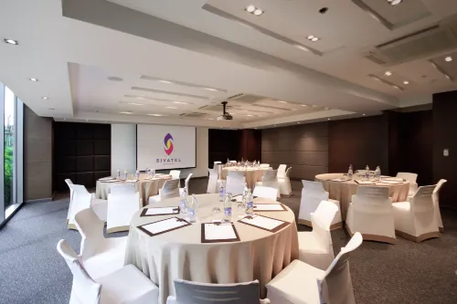 Sivatel Bangkok Hotel Business Facilities Photos