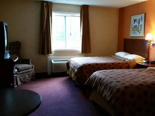 Americas Best Value Inn Foxboro Photos