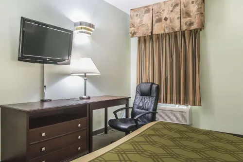 Econolodge Huntsville Rooms Photos