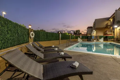 Best Western Plus South Bay Hotel Leisure & Recreation Photos