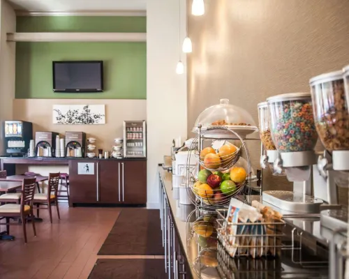 Sleep Inn & Suites Downtown Inner Harbor 식사 Photos