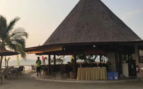 Luwansa Beach Hotel Near Hotel Photos