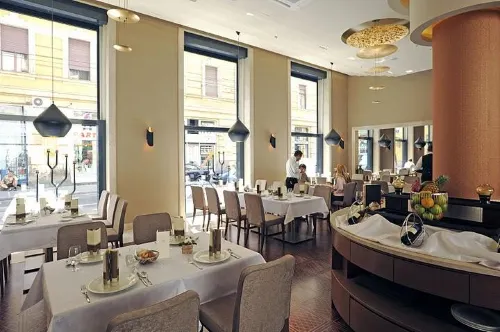 Continental Hotel Budapest Dining Photos