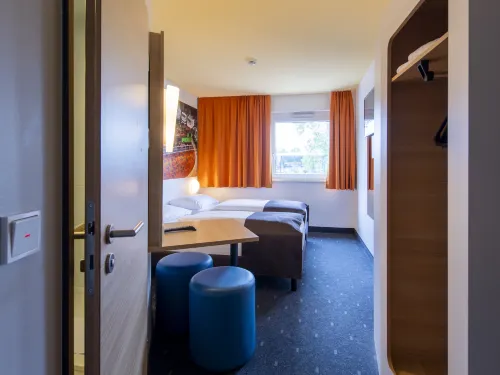 B&B HOTEL Augsburg-Süd Camere Photos