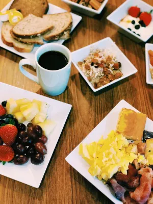 Hyatt Place Tempe/Phoenix Airport Dining Photos