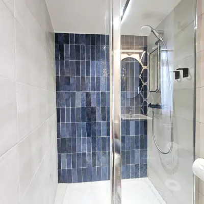 Mentone Hotel Rooms Photos