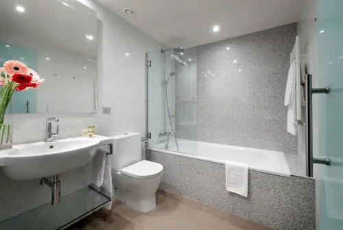 Eurostars Plaza Mayor Camere Photos