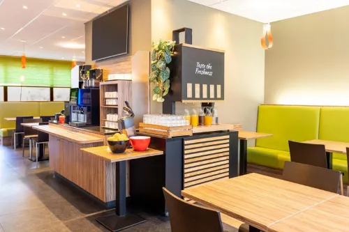 Ibis Brussels Centre Gare Midi Dining Photos