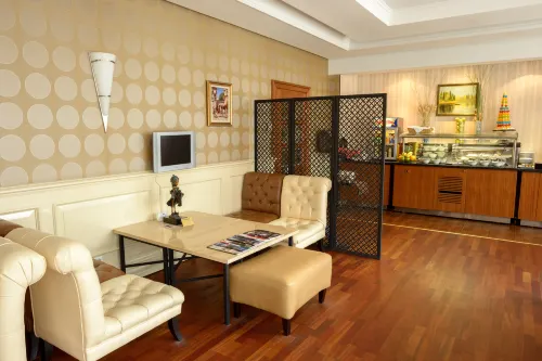 Crowne Plaza - Minsk, an IHG Hotel Restauration Photos
